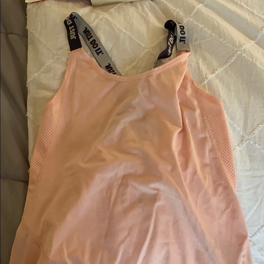 Nike workout top
